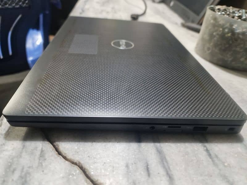 DELL LATITUDE E7400 I5-8TH GEN 8GB RAM 256GB SSD 3