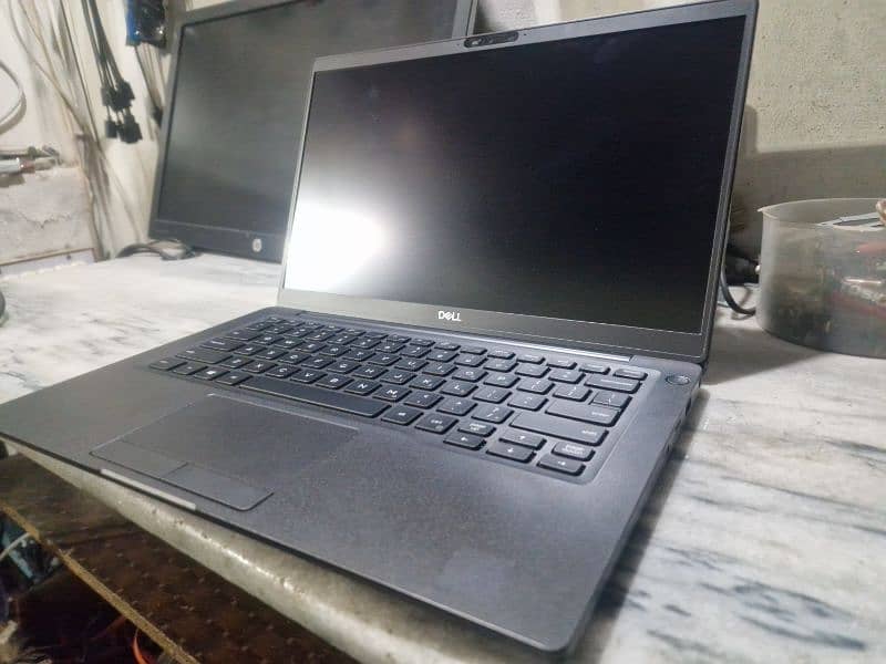 DELL LATITUDE E7400 I5-8TH GEN 8GB RAM 256GB SSD 8