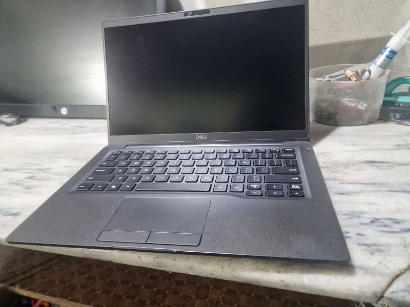 DELL LATITUDE E7400 I5-8TH GEN 8GB RAM 256GB SSD 12