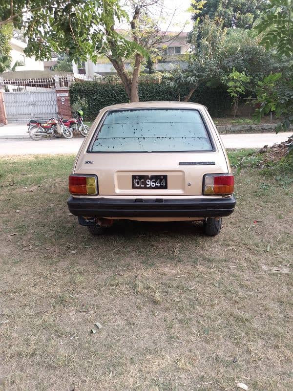 Toyota Starlet 1990 4