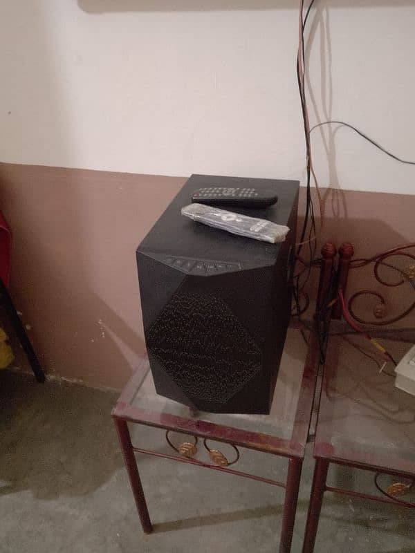 Speaker For sale Genuine 10/10 condition 0