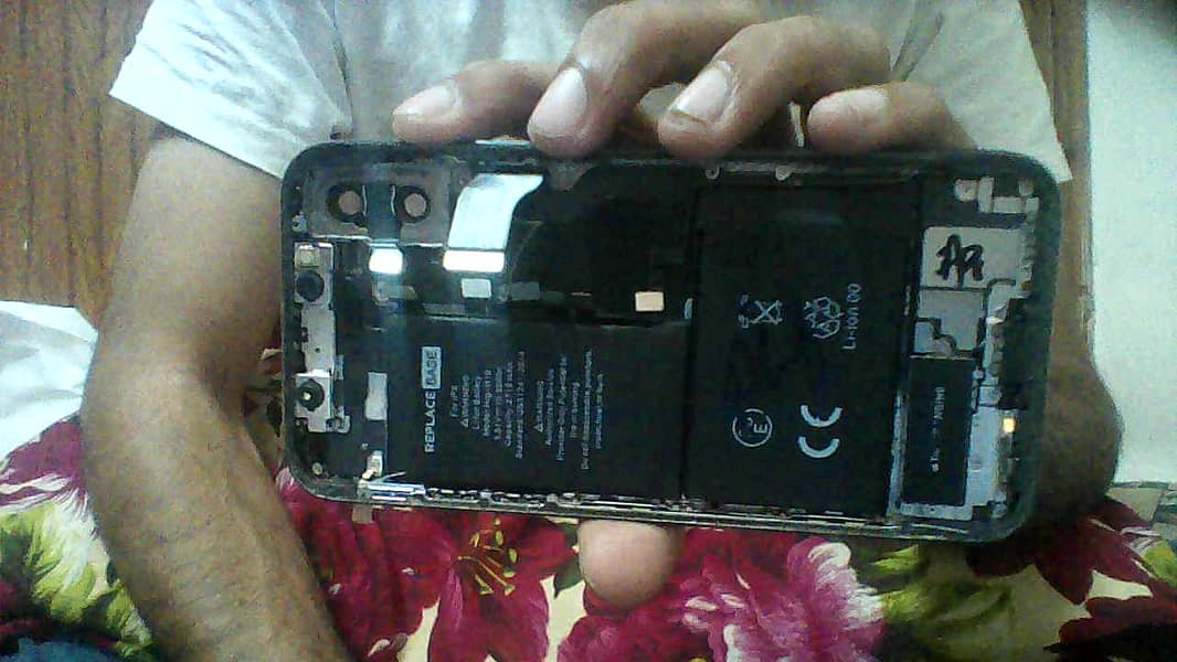 iphhone x parts 0