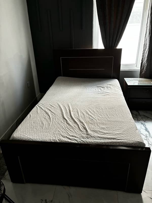 2 Queen Size Bed with drawers + mattress For Sale 2