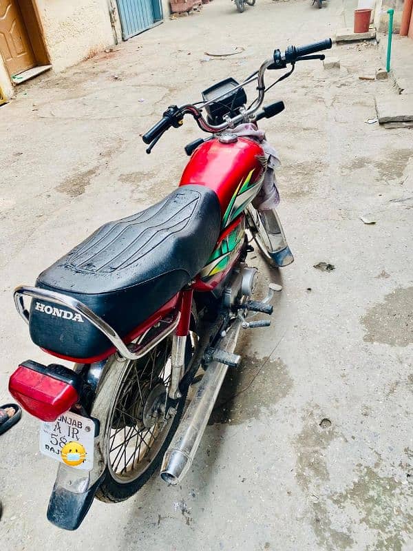 Honda Cd 70,, Condition 9 By 10, No Open Repair Warranty 1