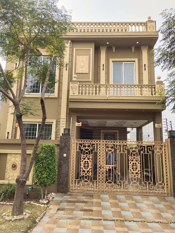 SPANISH HOUSE VERY SUPER HOT LOCATION HOUSE FOR SALE IN DHA 11 RAHBER SECTOR 2 0