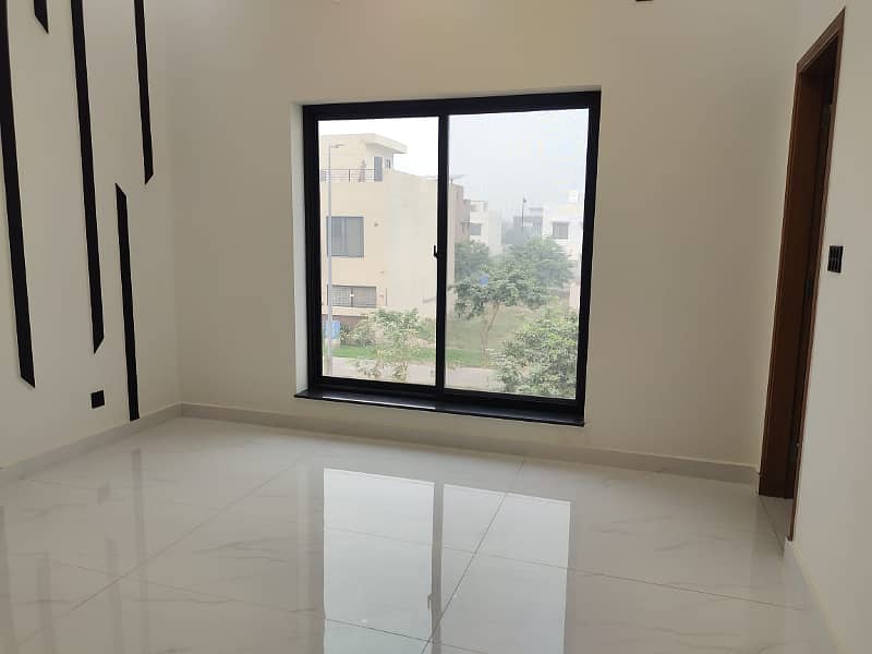 SPANISH HOUSE VERY SUPER HOT LOCATION HOUSE FOR SALE IN DHA 11 RAHBER SECTOR 2 17