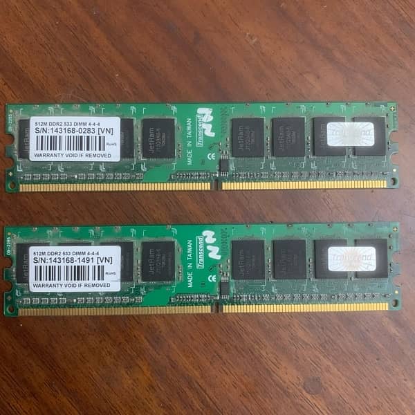 DDR2 Ram 512+512= 1GB plus 2GB Rams 0