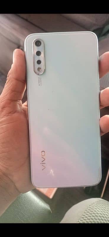 vivo s1 03054220525 2