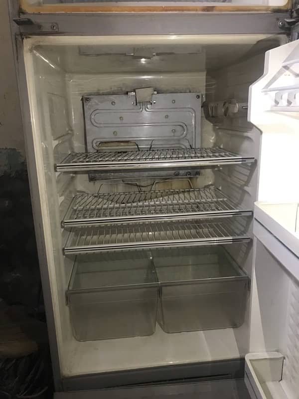 Dawlance Fridge Available on sale 5