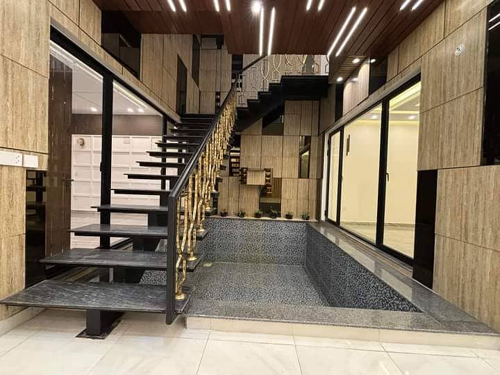 10 Marla Pair of Modern Tripple Story Modern Most Beautiful House For Sale Buch Executive Villas Multan 20