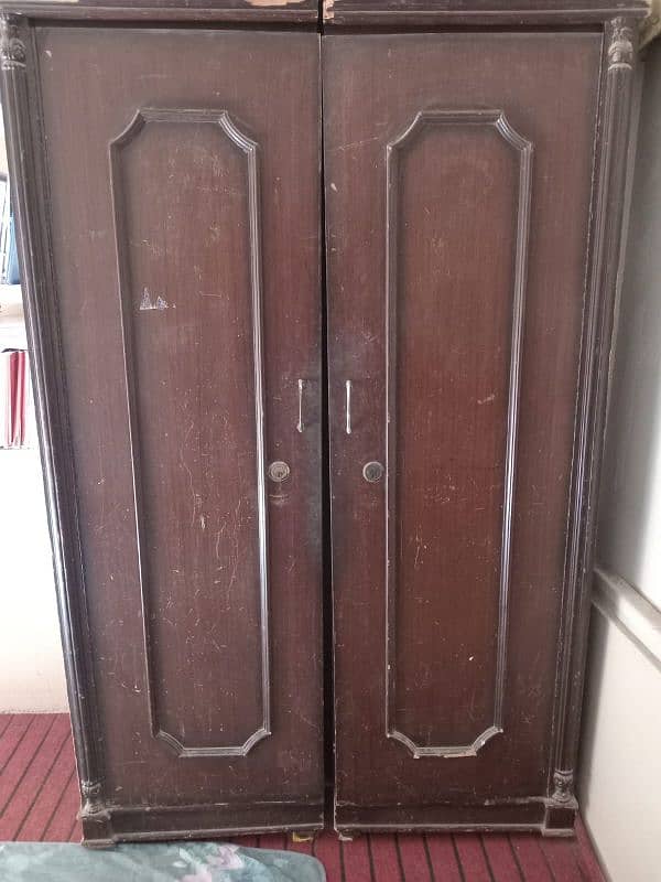 selling cupboard and divider 1