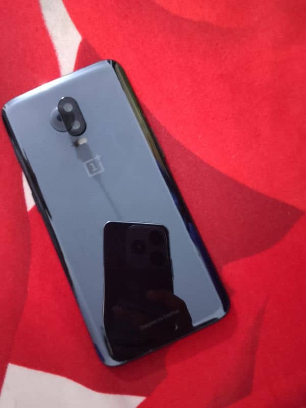 One Plus 6T 2