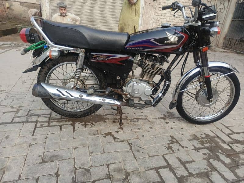 Honda 125 in good condition for sale 1