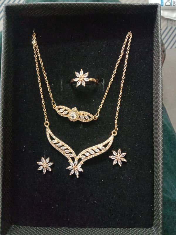 original zarqoon jewelry set 0