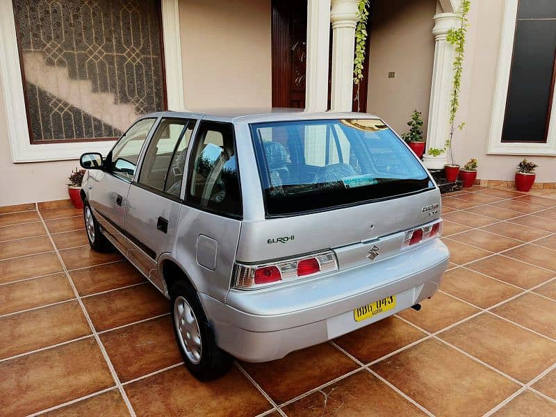 Suzuki cultus 2014 euro 2 in immaculate and excellent condition . 5