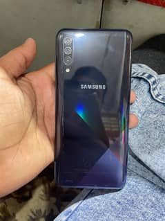 Samsung a 30s 4 64 all genuine 10/ 10 and charger