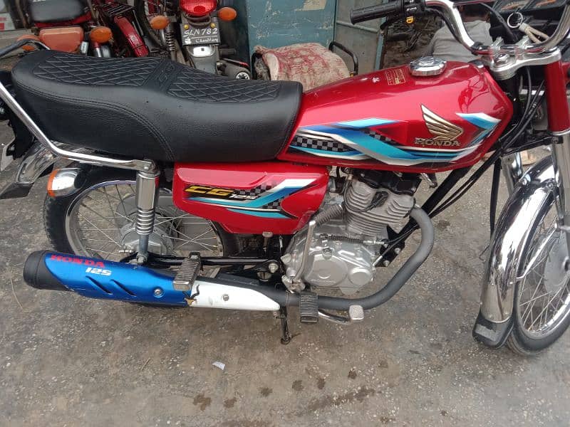 CG 125 Honda lush condition 0 meetr jesi condition 4