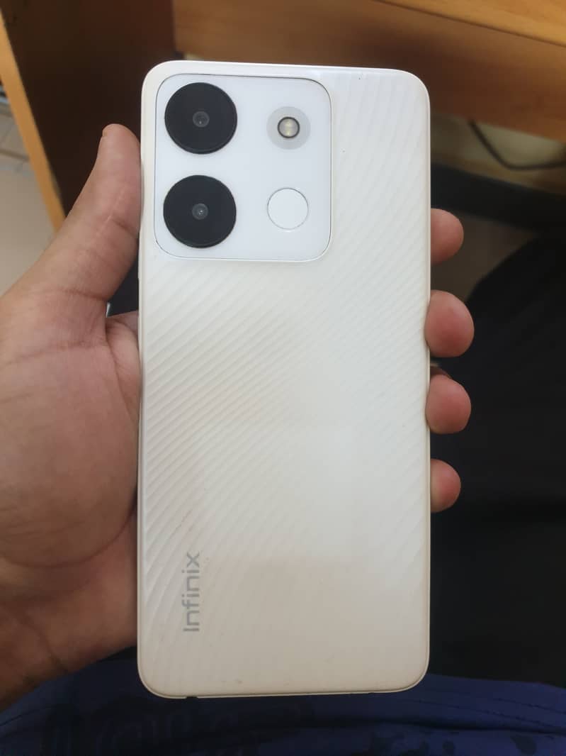 Infinix Smart 7 1