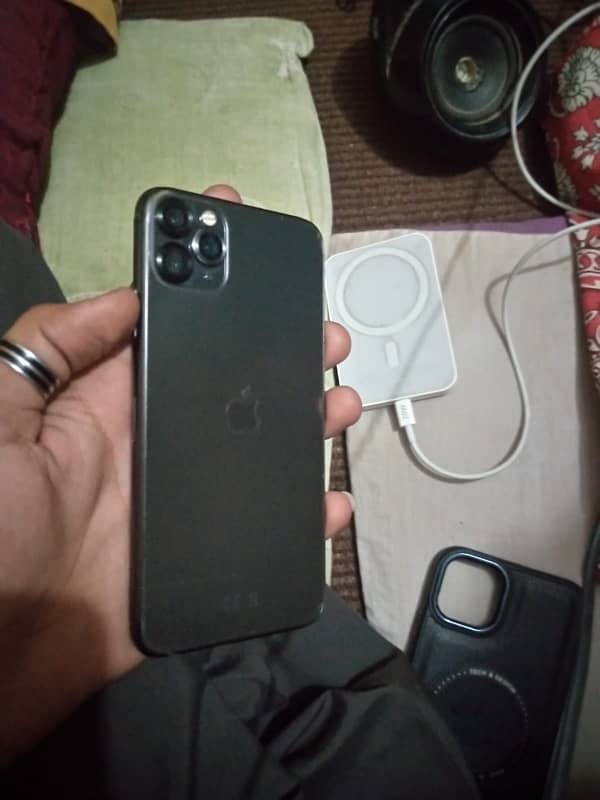 Iphone  11 pro max for sale price 110000 1