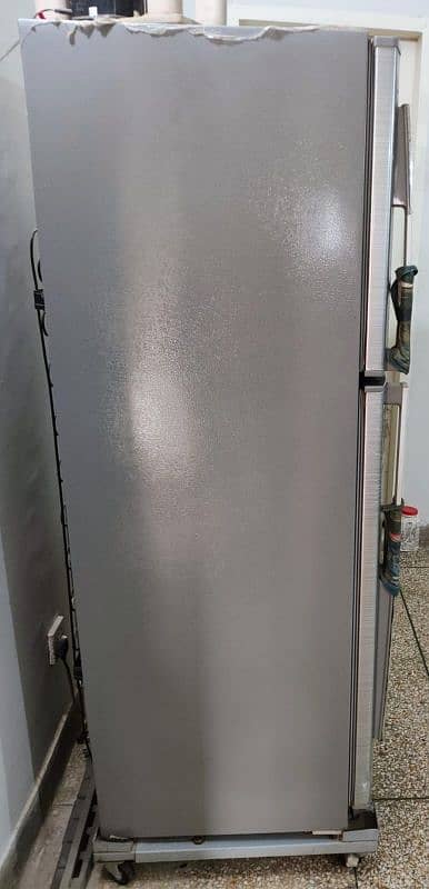 fridge Dawlance Perfect condition 3