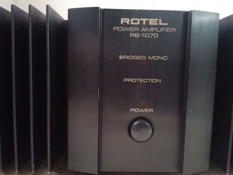 ROTEL Power Amplifier RB-1070 0