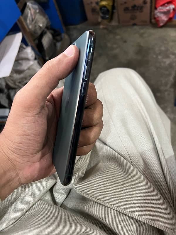 iphone 11pro 64gb 2