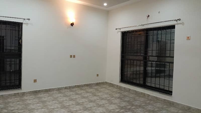 Bahria Orchard Upper Portion Sized 20 Marla For rent 16