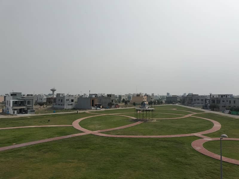 park Facing flat for Sale 2