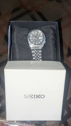 Seiko Silver Dial analog automatic Stainless steel watch For Men