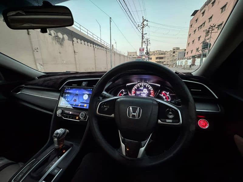 Honda Civic Oriel 2018 8