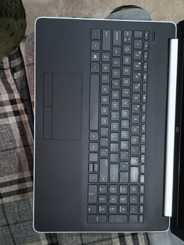 HP core i5 10th generation 3