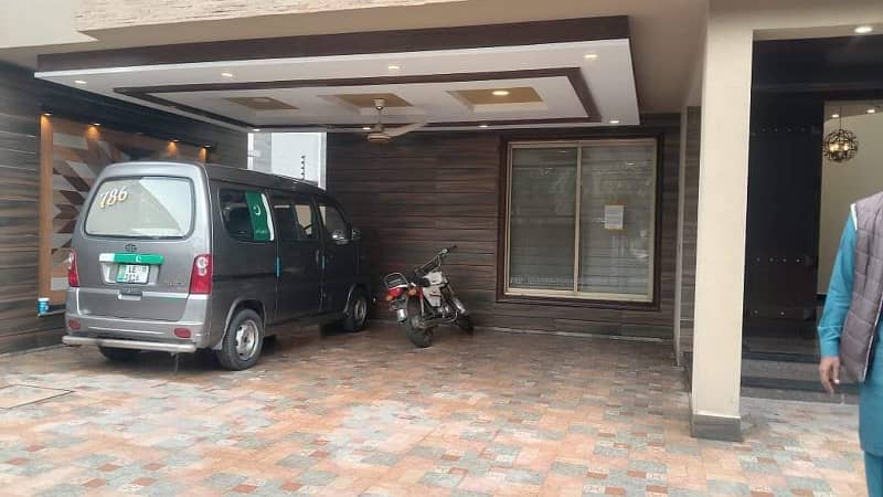 1 Kanal House For Rent In Bahria Town Lahore 1