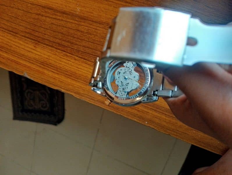 This is KK company watch made in saudia Arabia automatic watch 2