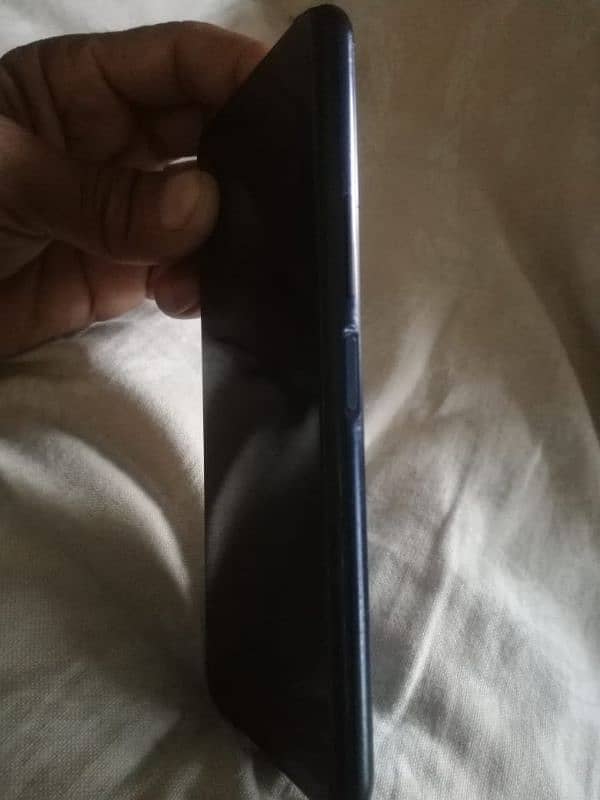 Vivo y20 mobile in excellent condition 2