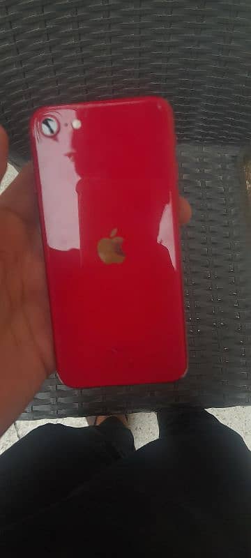 Iphone Se 2nd generation (2020) not pta red color 0