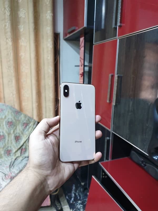 iPhone xs max 64GB Pta Approved dual sim 1