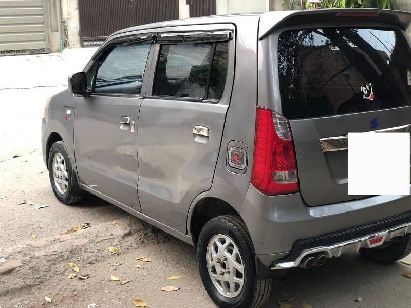 Suzuki Wagon R 2015 3