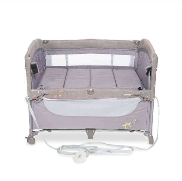 baby cot 2