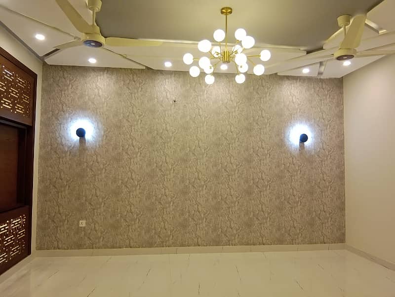 10 Marla Brand New House for Sale in Overseas B Block Bahria Town Lahore 38