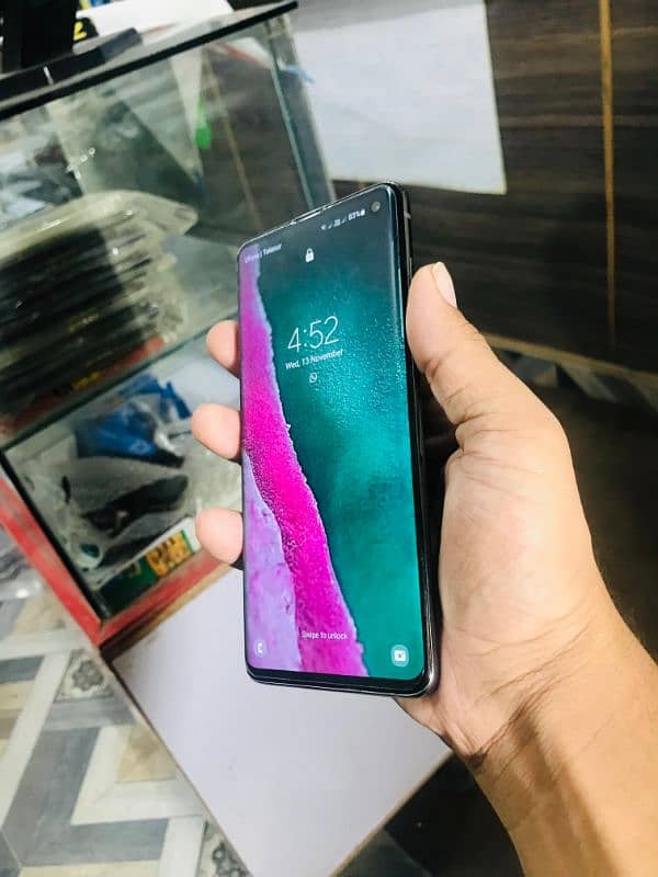 Samsung s10 8 gb 128 gb 03348386245 whatsapp 4