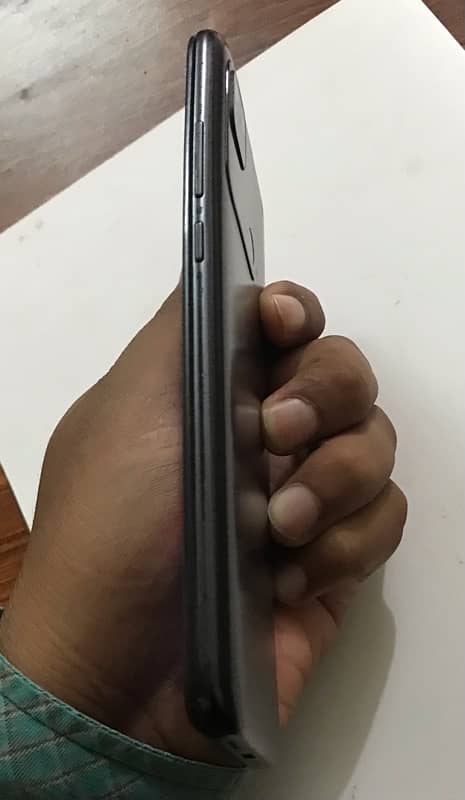 Redmi 10A with box 6/128 PTA minor front crack. 2