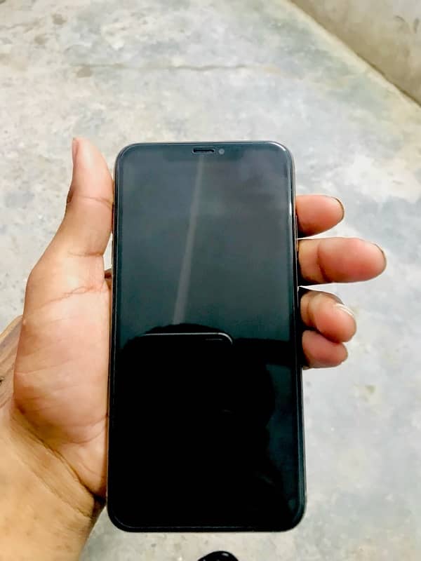 iPhone Xs Max 4