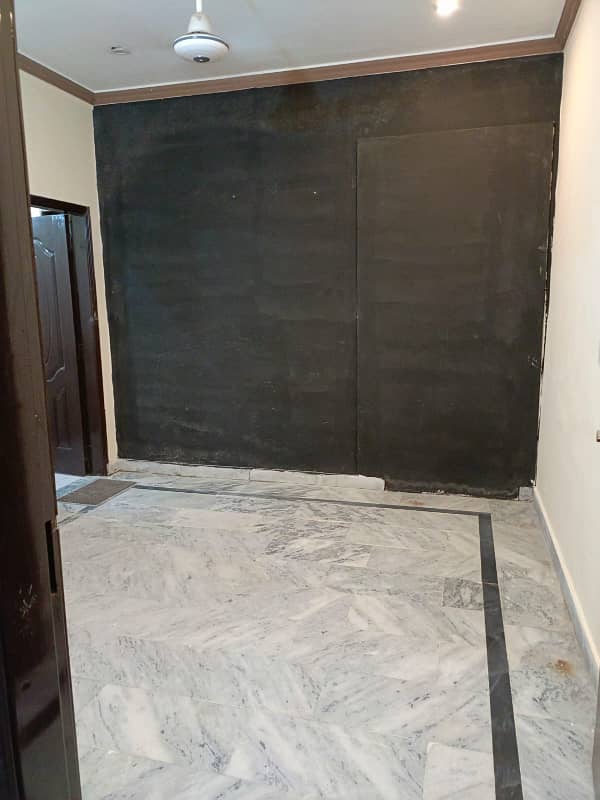 Semi Furnished flat available for rent silent office or job holders or students near ucp University or shaukat khanum hospital or abdul sattar eidi road M2 1