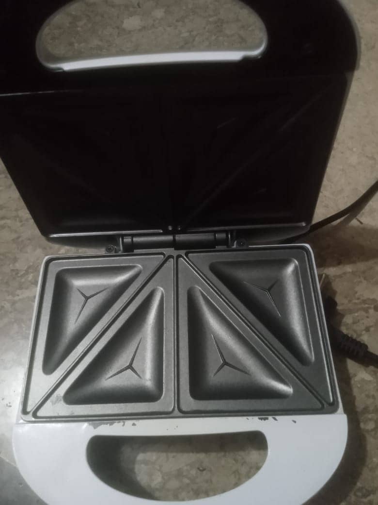 Vitamax sandwich maker new 2