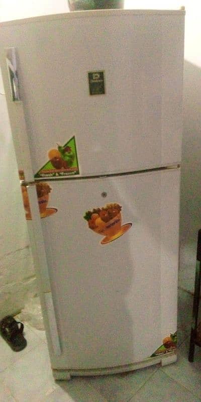 2015 model Dawlance Fridge In a Good Condition 0