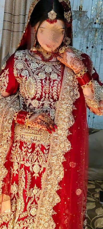 bridal Lehnga 1 month used 1 time 0