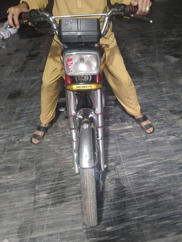 Honda 125 2021 Model Red Color 155k na Kam Wala sms ma kwe 0