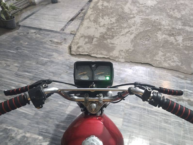 Honda 125 2021 Model Red Color 155k na Kam Wala sms ma kwe 6