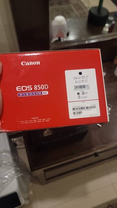 EOS canon 850D 7