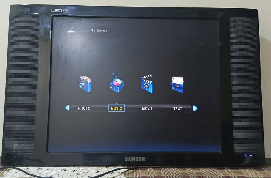 led tv Samsung 21 inches available in very reasonable price 0